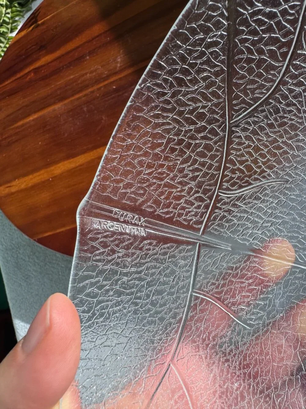 Vintage Clear Glass Aspen Leaf Serving Bowl, by Durax Argentina
